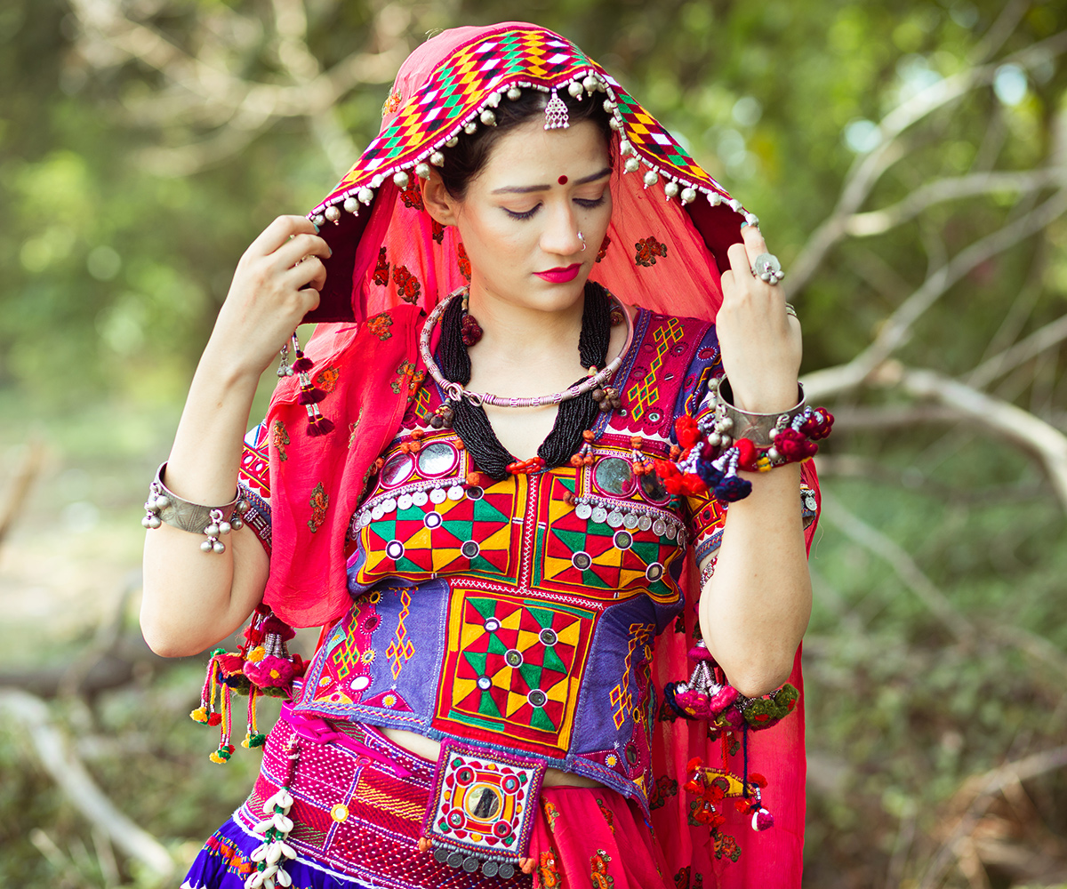 Peno Traditional Wear