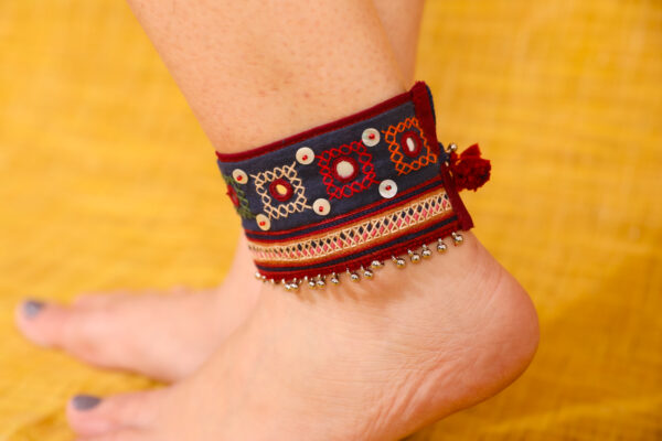 handcrafted banjara (GORMAATI) anklet with ghungroos